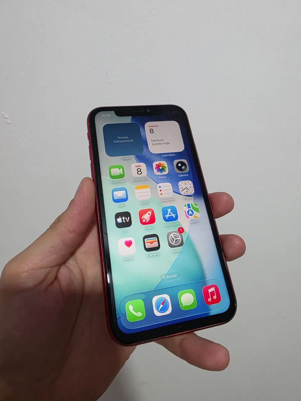iPhone 11 em perfeito estado, passo cartão - Foto 5