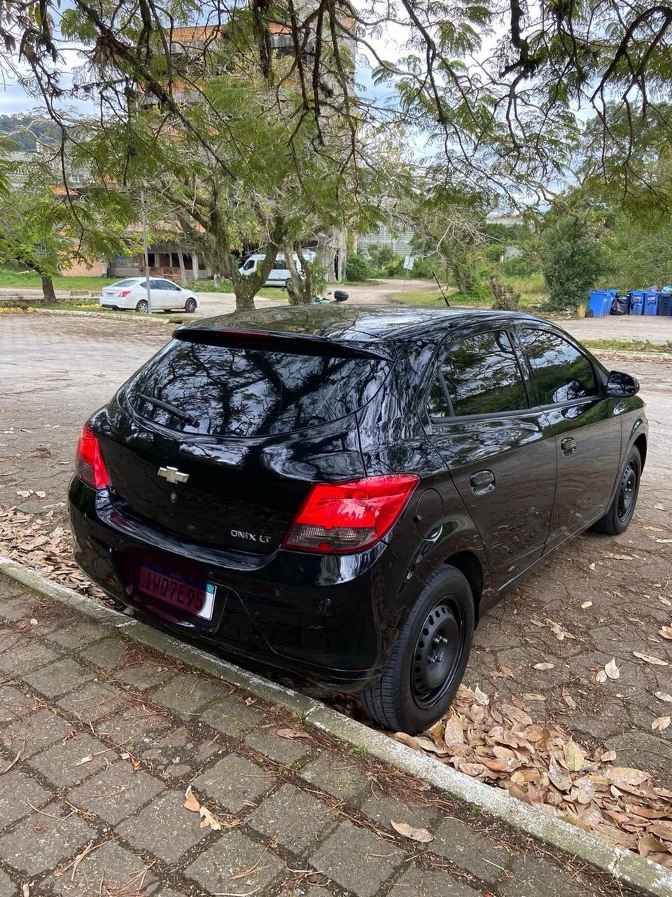 Chevrolet Onix Hatch LT 1.4 8V Flex Power Mec. 4P 2015 - Foto 3