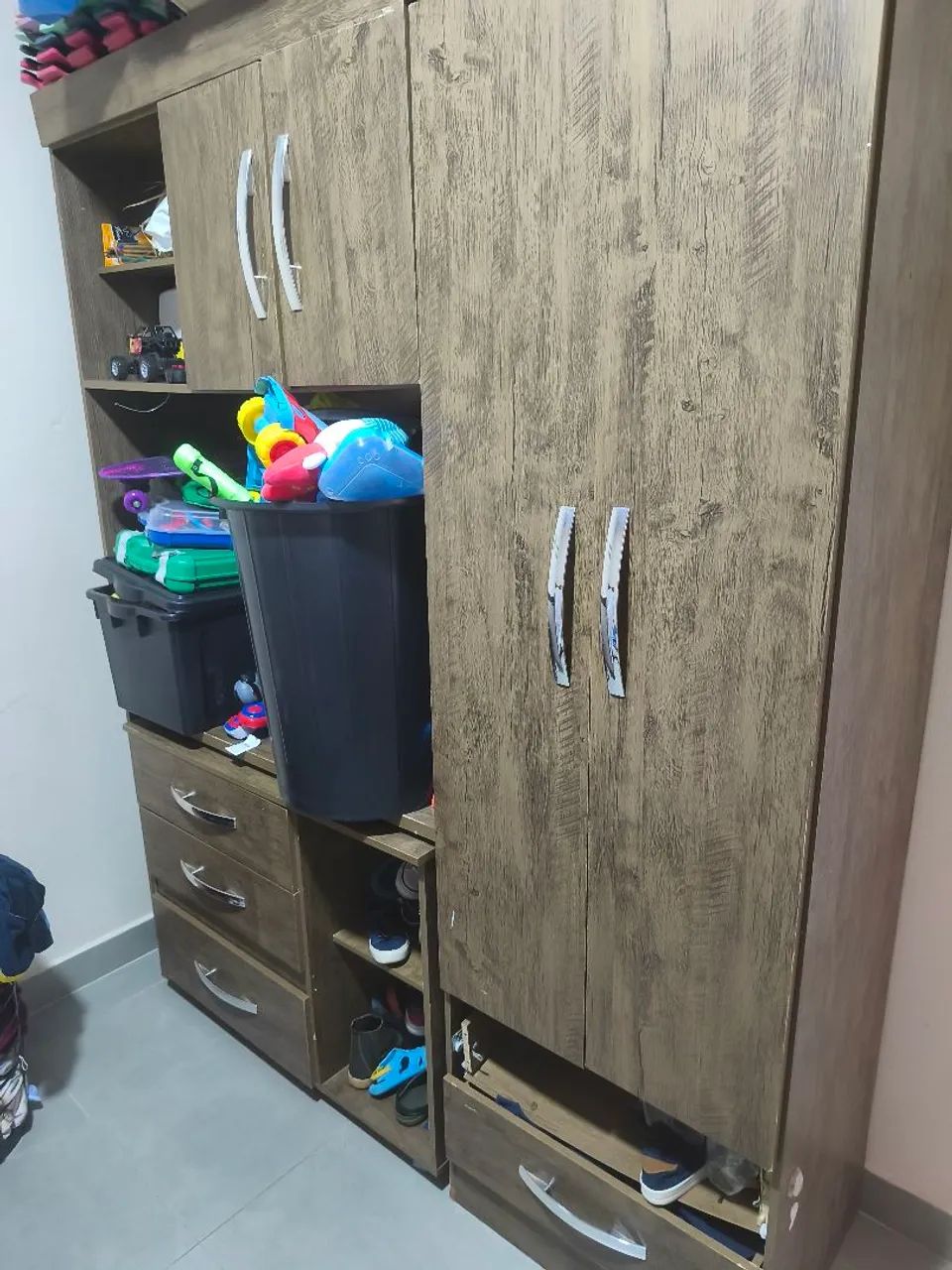 Guarda roupa casal