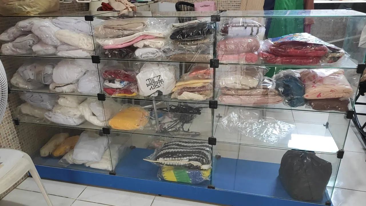 Vitrine com base