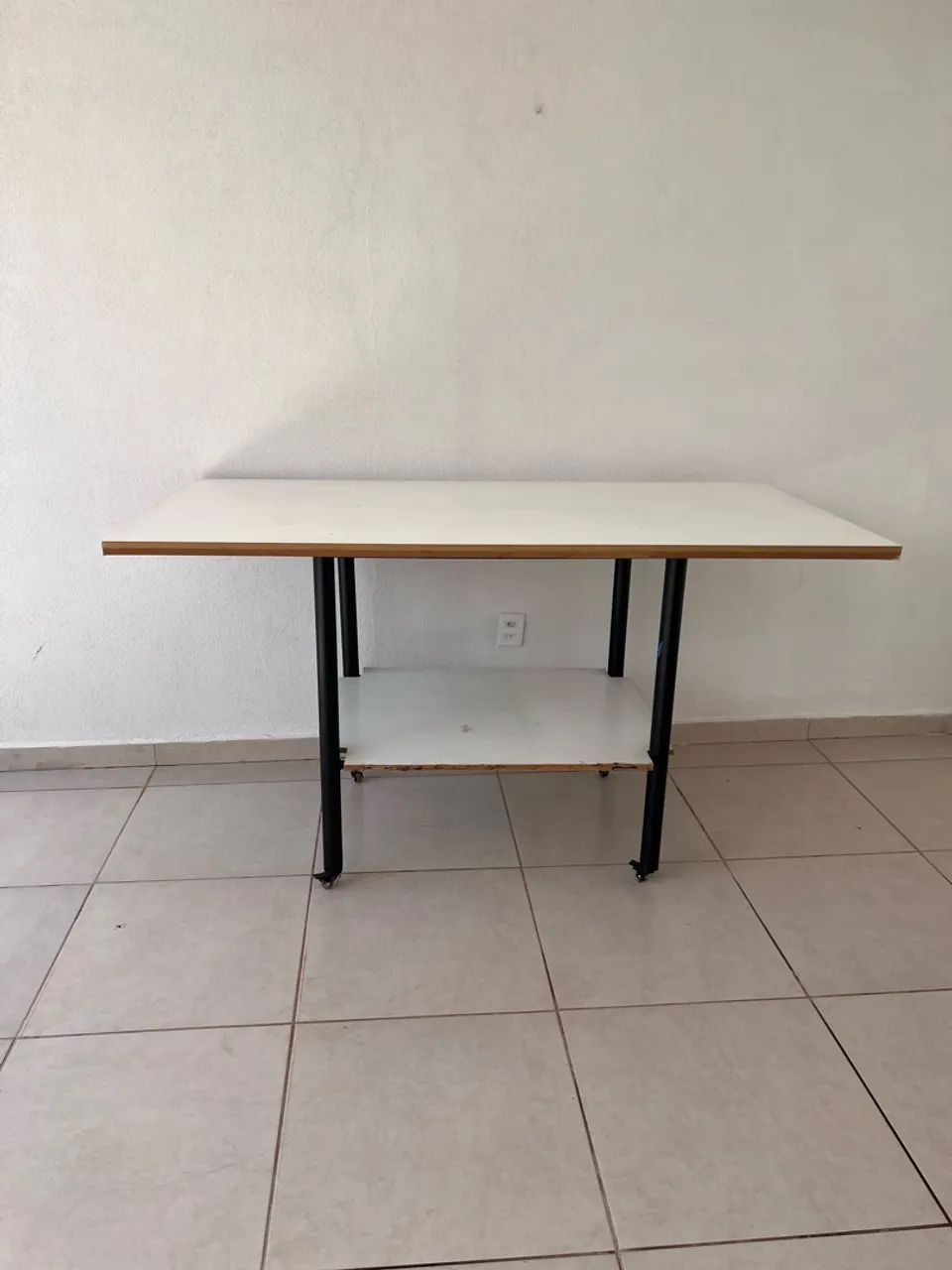 Mesa de MDF