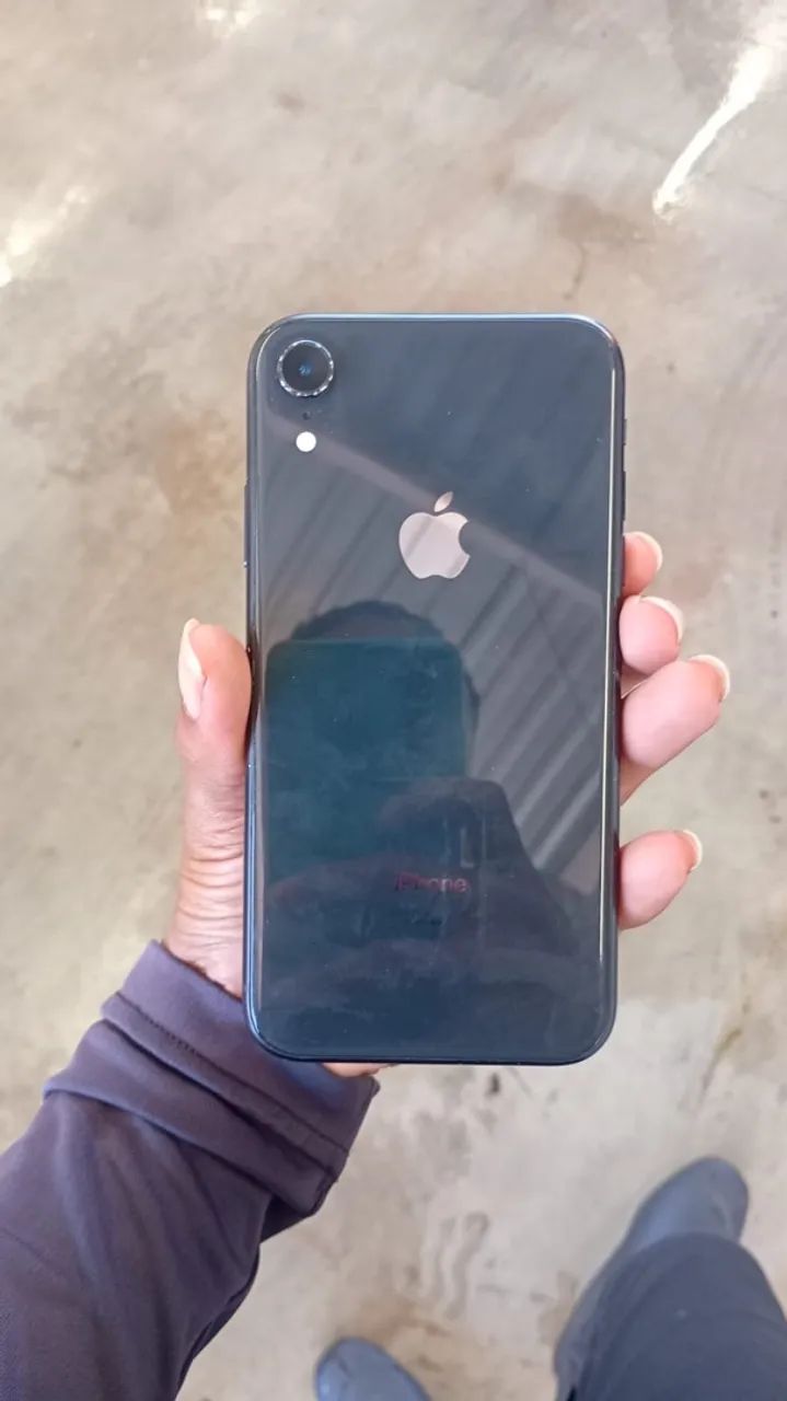 iPhone XR novo único dono 
