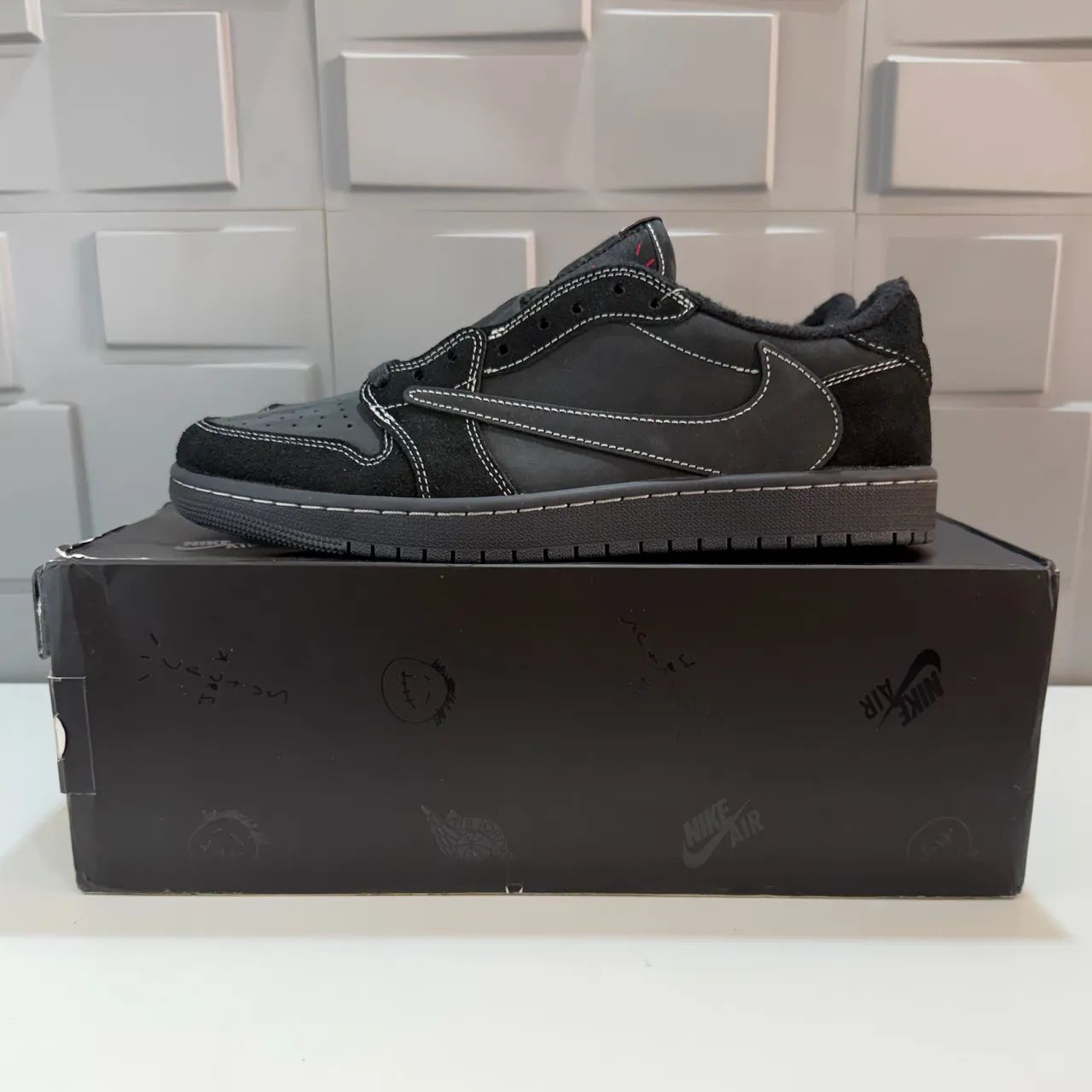 Air Jordan 1 Low x Travis Scott Black Phantom 43,5