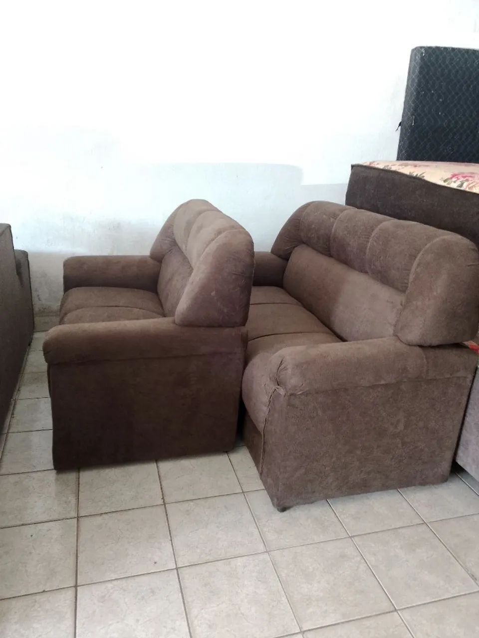 Conjunto de sofá marrom - Foto 4