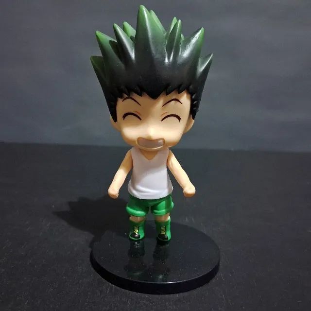Action Figure Articulável Gon Freecss Hunter x Hunter 11cm Com Base PVC