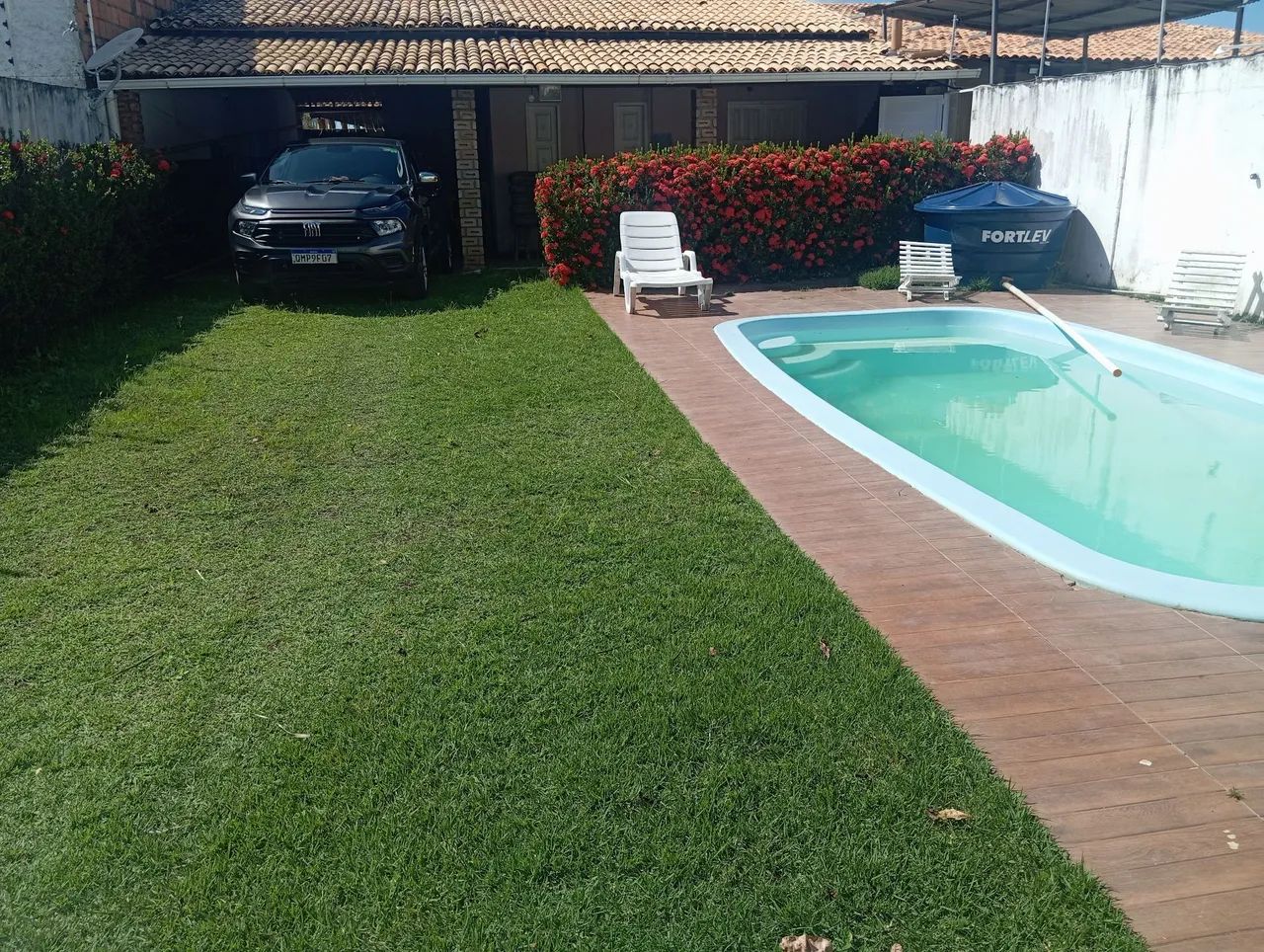 2 casas no Abais