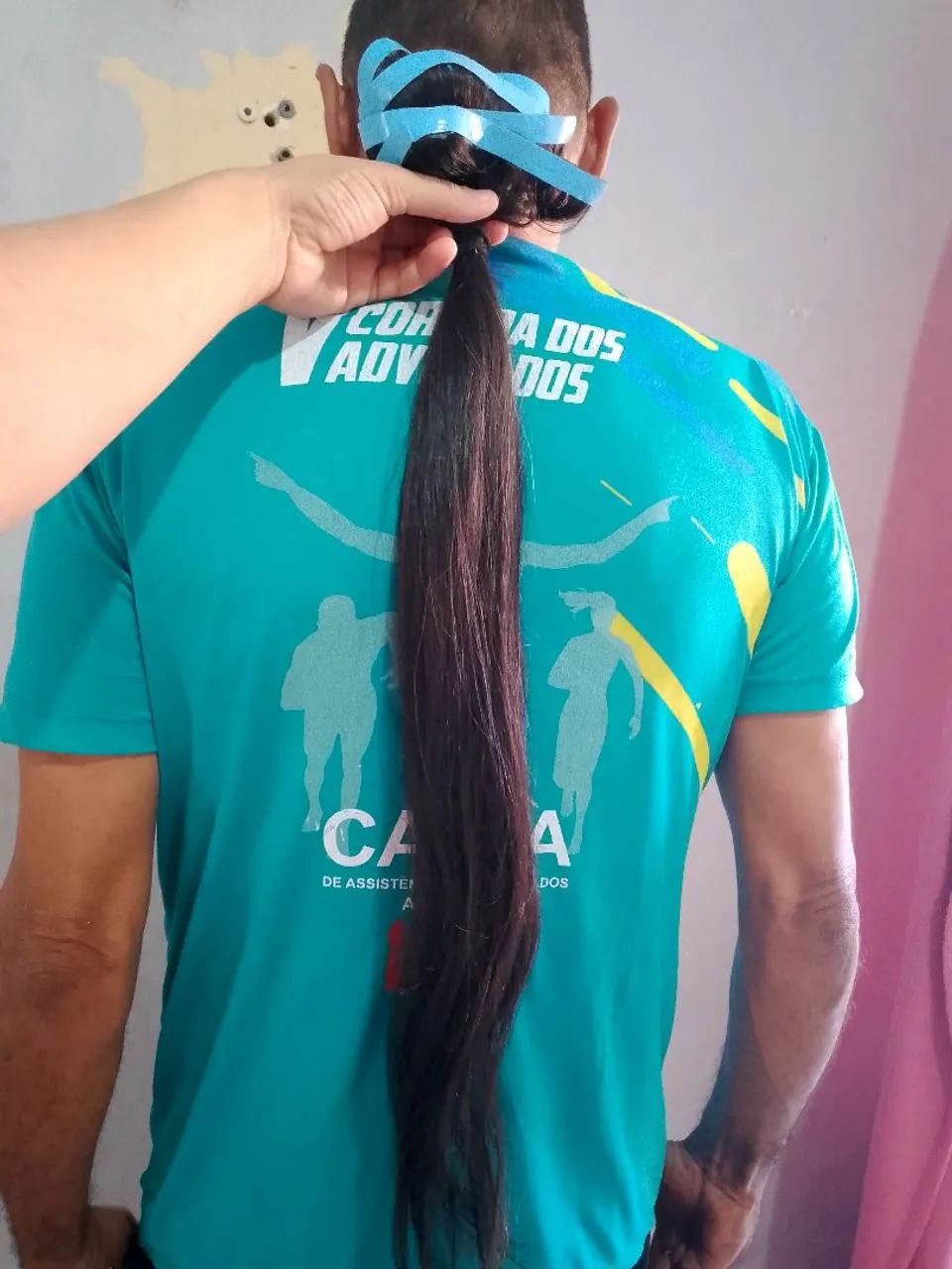 Vendo esse cabelo humano 65cm 90gramas 