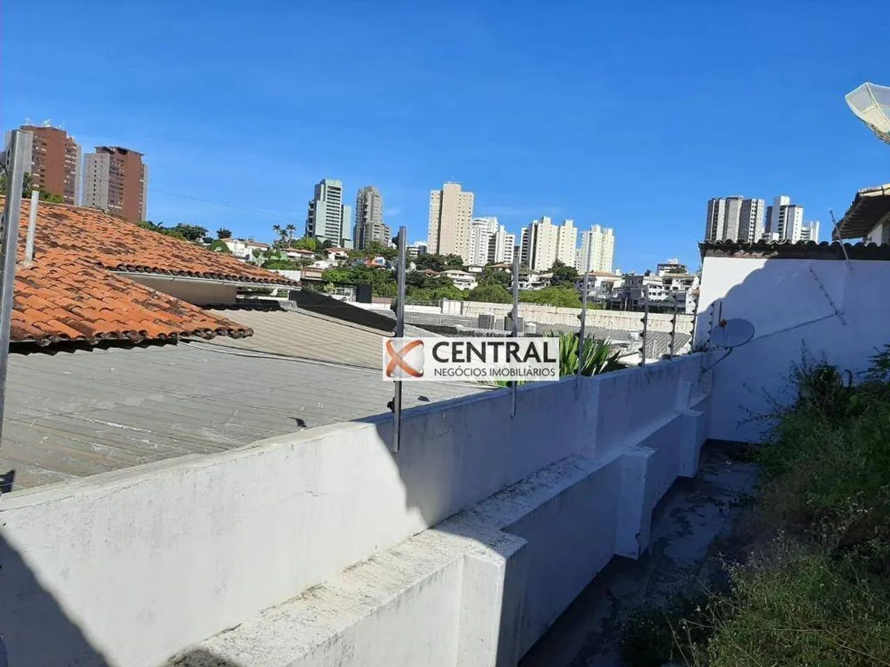 Casa para alugar, 183 m² por R$ 16.183,19/mês - Caminho das Árvores - Salvador/BA