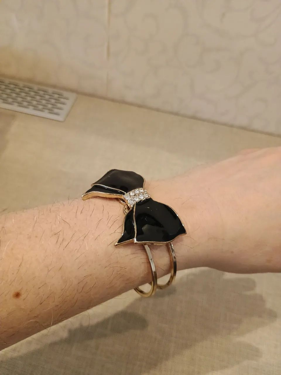 Bracelete Forever 21 laço preto - Foto 3