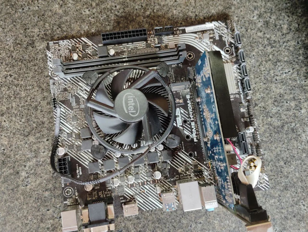 Placa mãe Asus DDR4 prime H410-E Completo