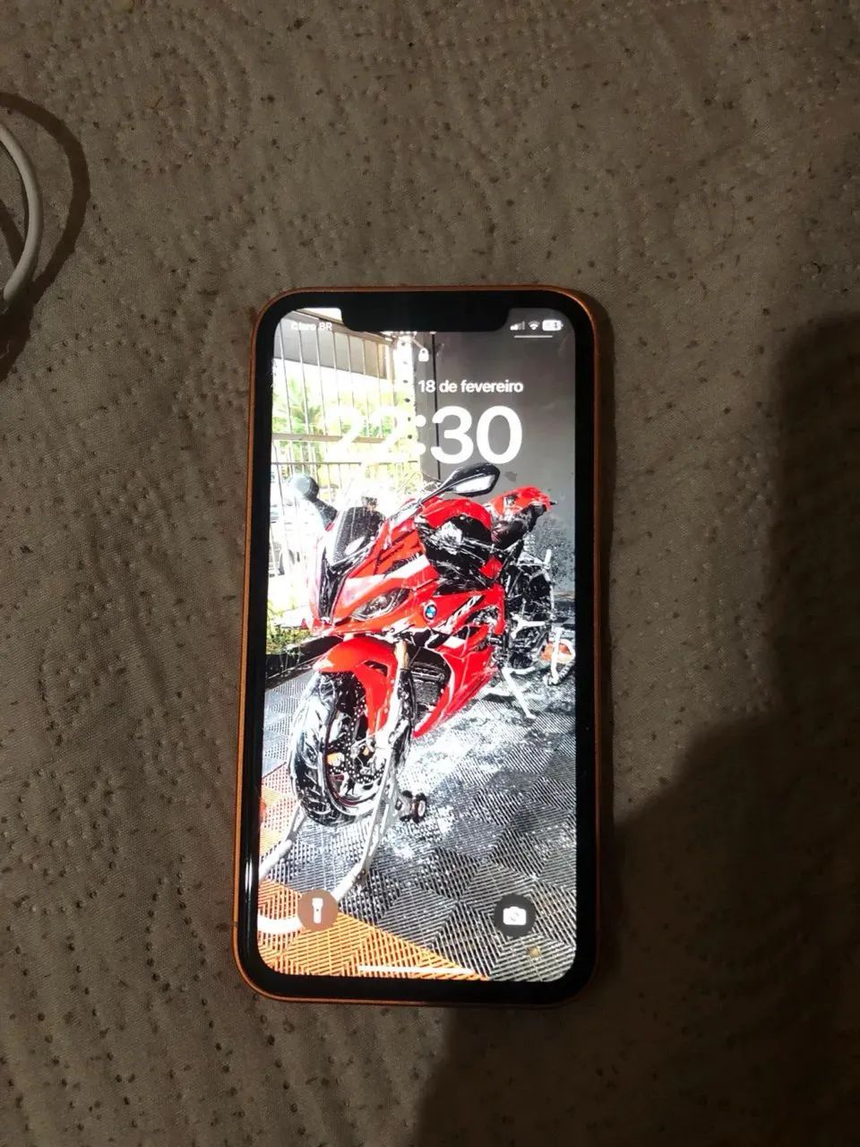 Xr adaptado com carcaça do 17 pro max