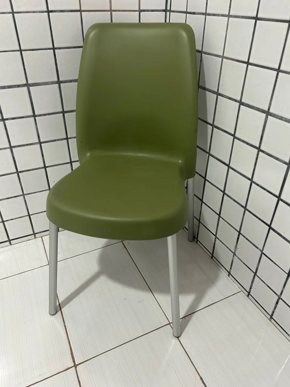 Cadeira Tramontina Verde 100$