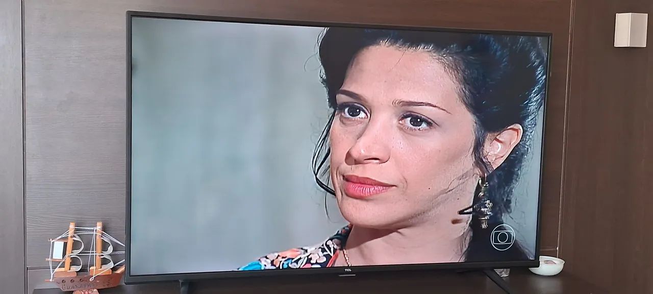 Vendo TV TCL 50 polegadas Smart HD - Foto 2