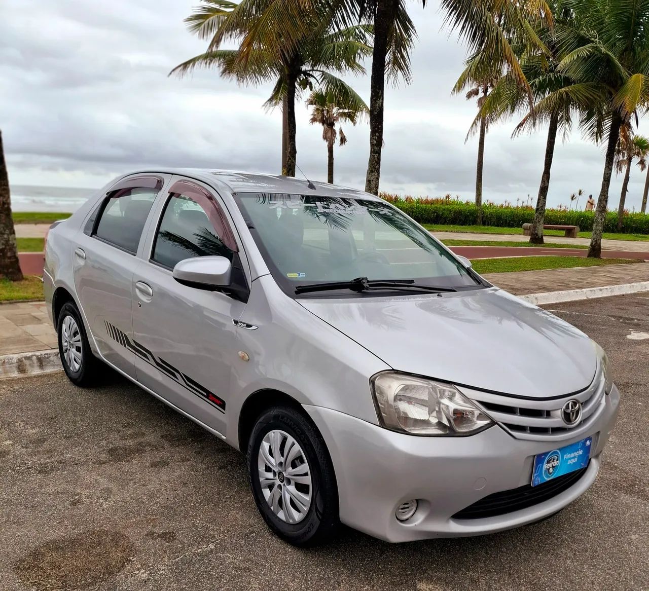 Toyota Etios ETIOS X Sedan 1.5 Flex 16V 4p Mec. 2015