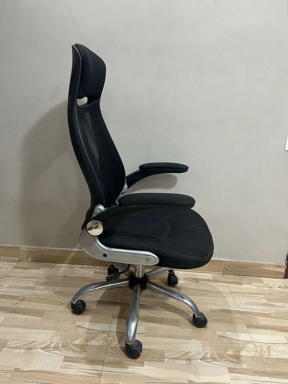 Cadeira ergonômica  - Foto 2