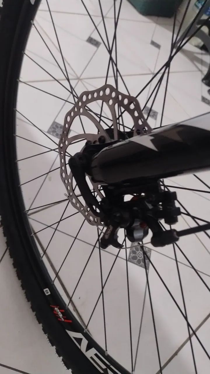 Bicicleta aro 29 quadro 17 - Foto 4