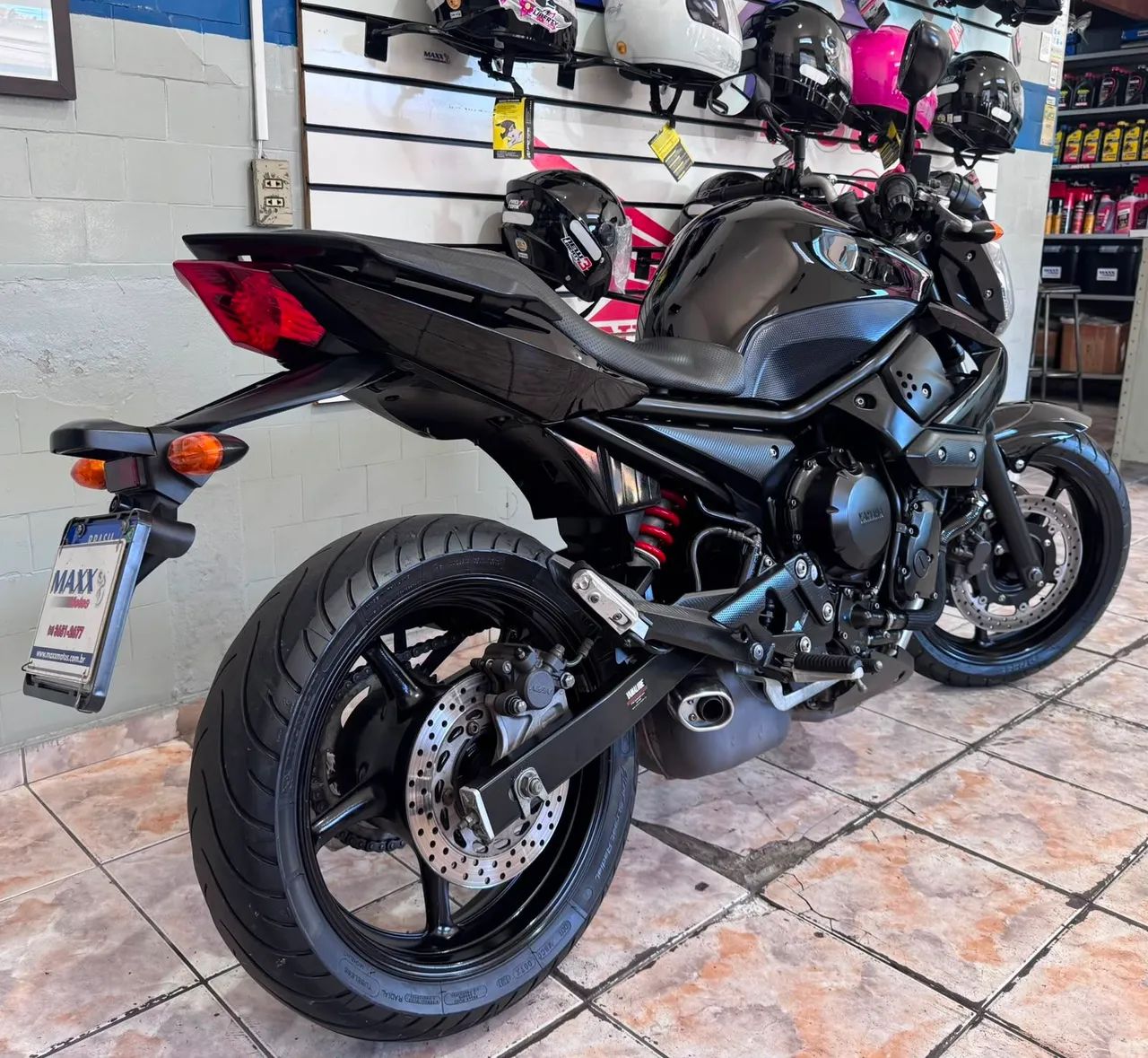 XJ 6 N Ano 2012 - Foto 4