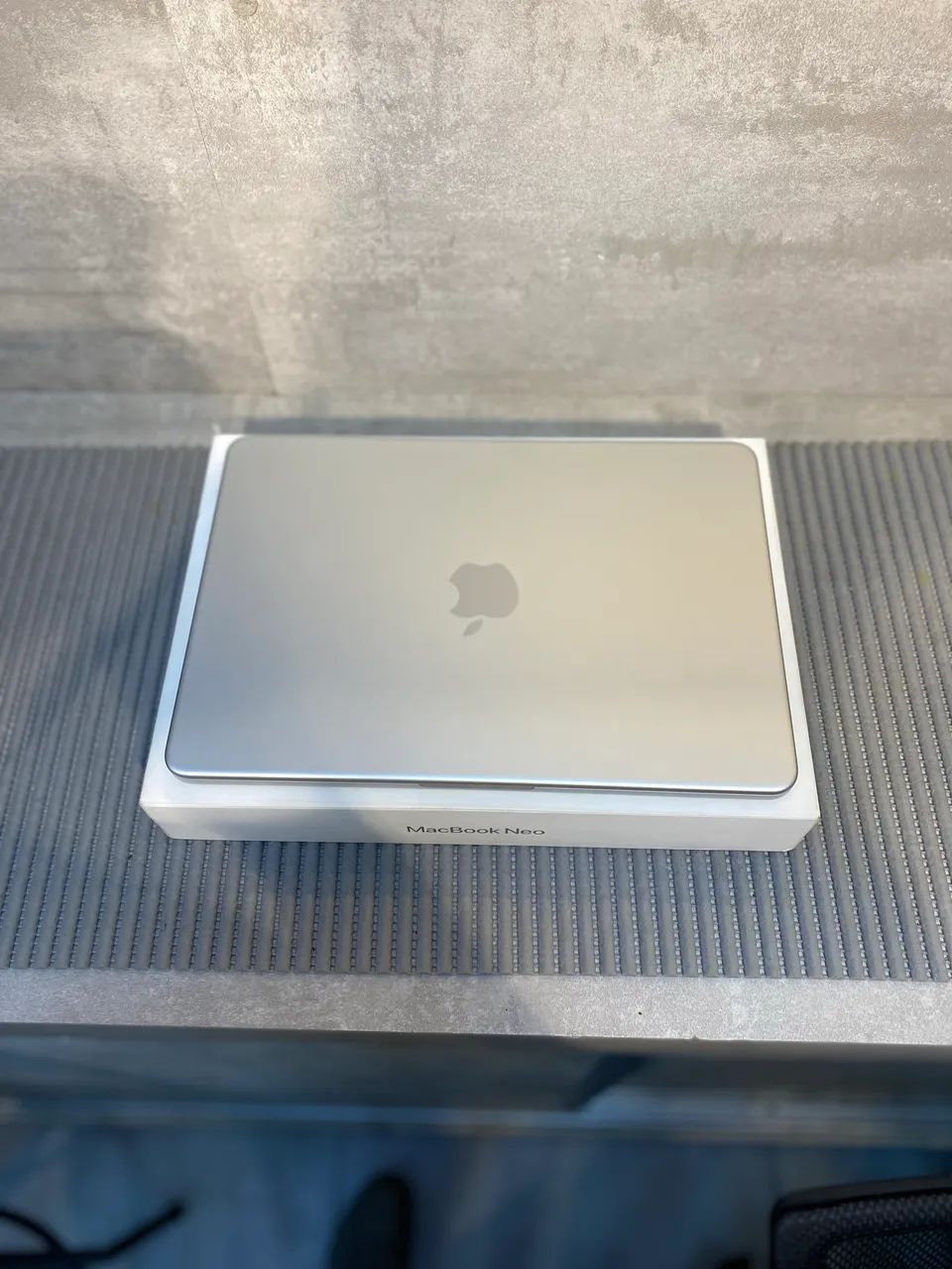 MacBook neo 256GB Silver Garantia Apple  - Foto 5