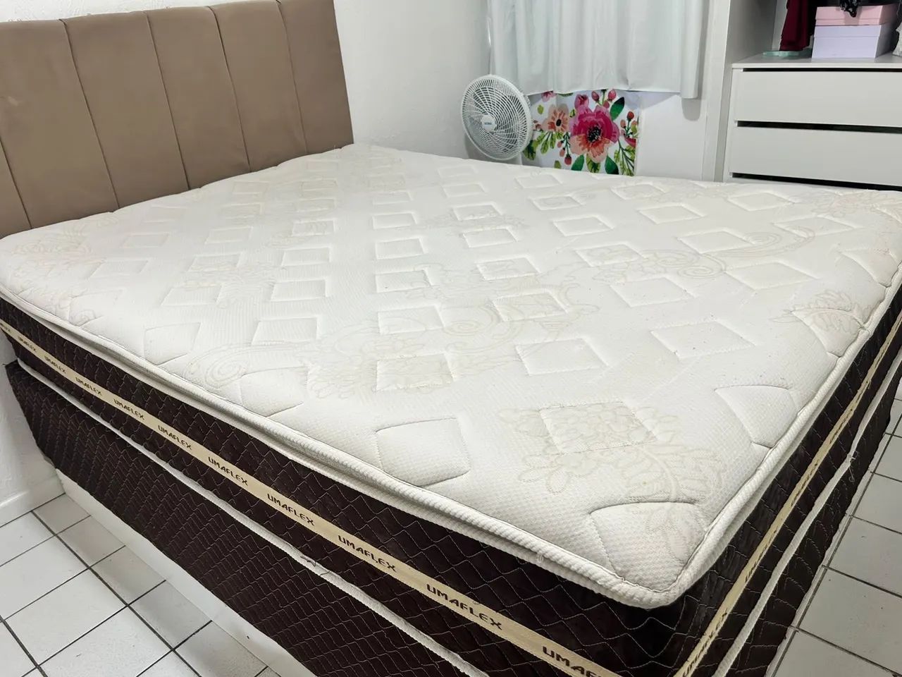 Excelente Cama box casal Umaflex  - Foto 4