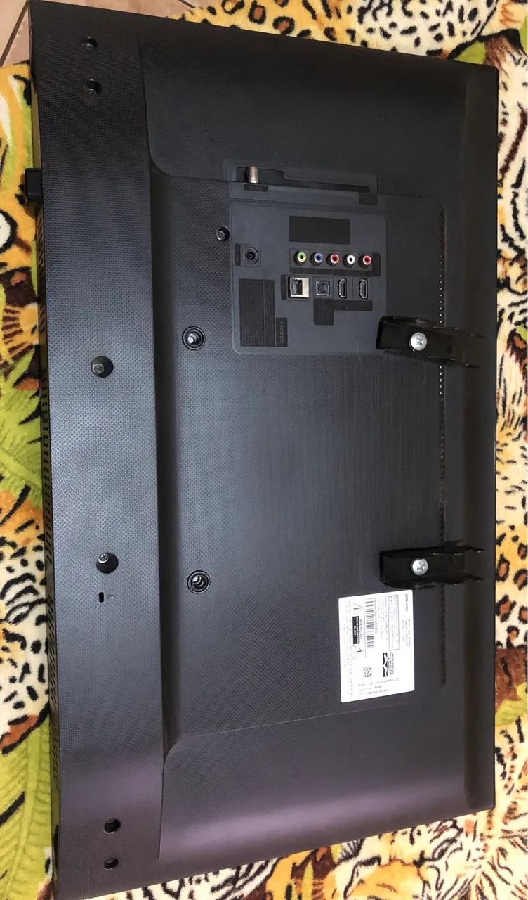 Venda de Tv 32 polegadas/HDMI nao e SMART  - Foto 2
