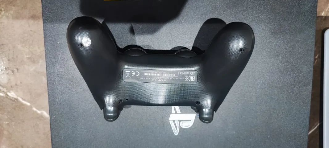 Playstation 4 pro - Foto 2