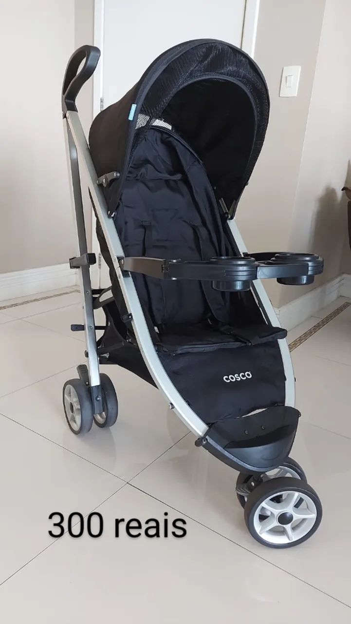Carrinho de bebê Cosco