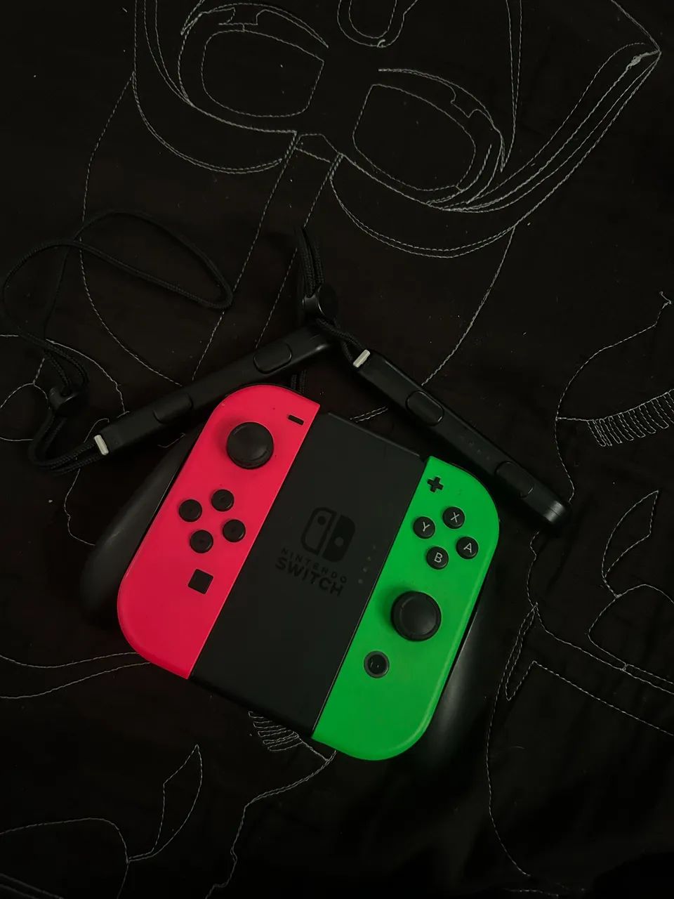 2 Joy-Con com suporte 