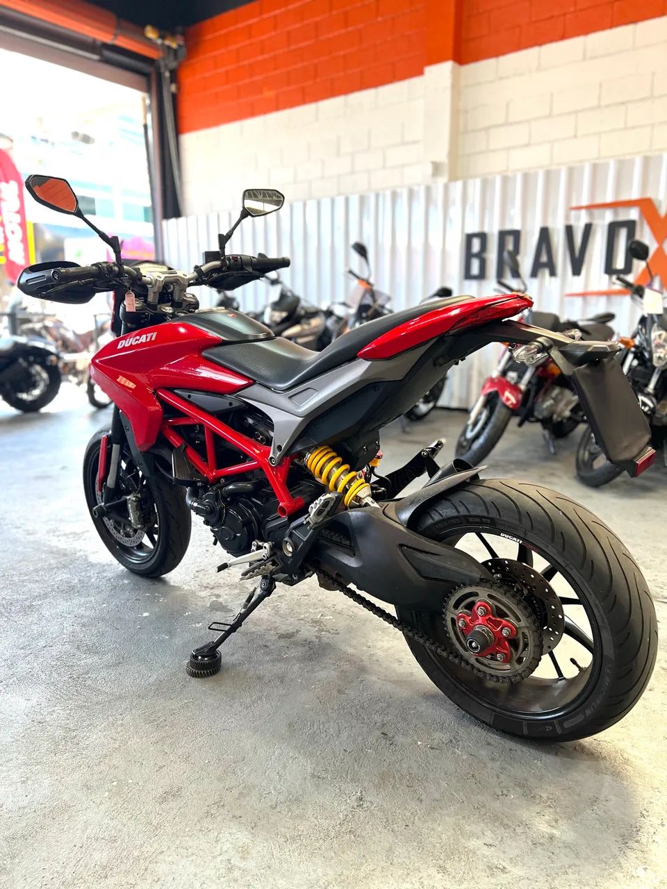Ducati Hypermotard - Foto 5