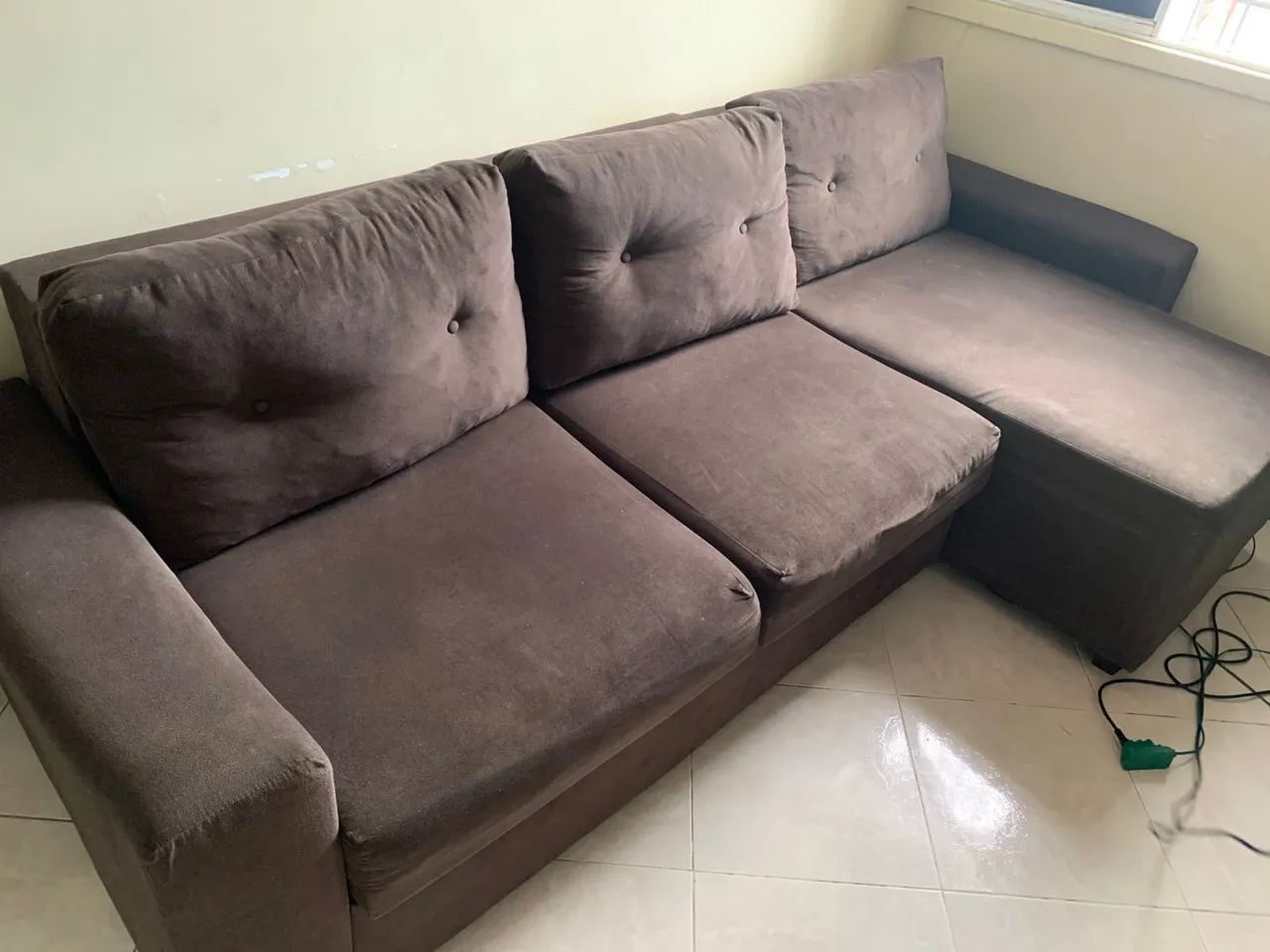 Sofá 3 lugares com charme esquerda  - Foto 5