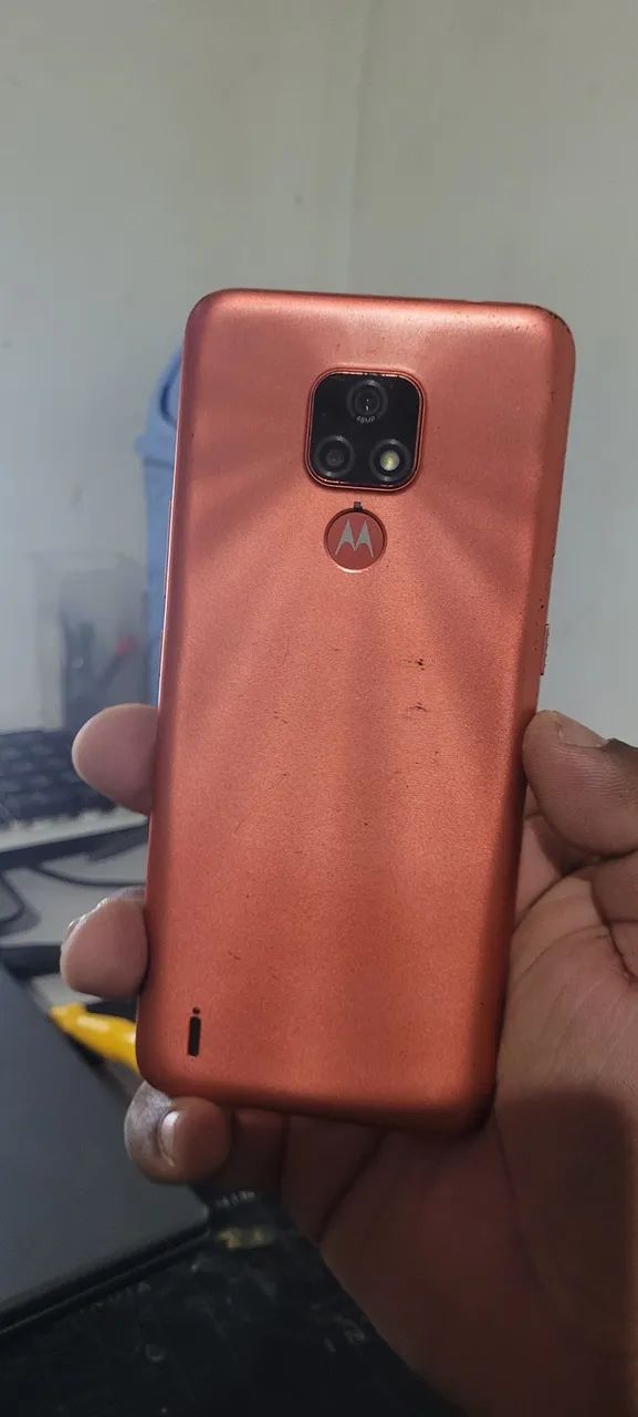 Moto E7 plus 64 GB interno 4 de ram - Foto 2
