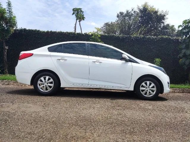 Hyundai Hb20S C.PLUS/C.STYLE 1.6 FLEX 16V MEC.4P 2014