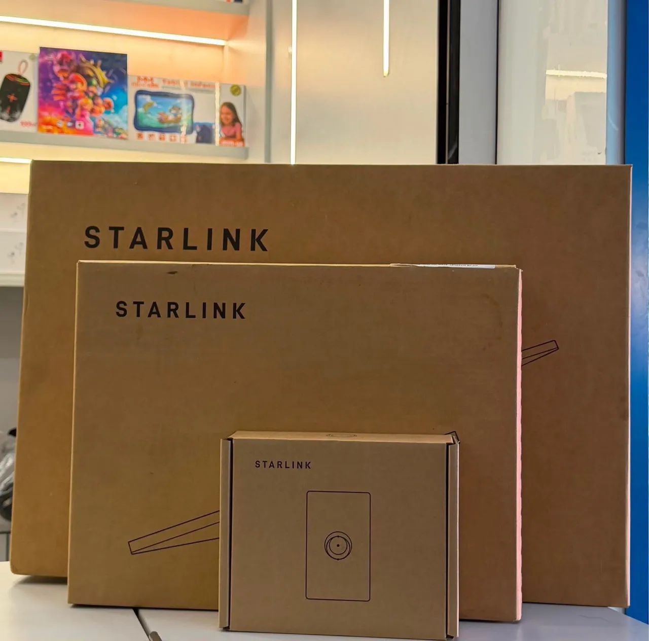 Antena via satélite Starlink mini