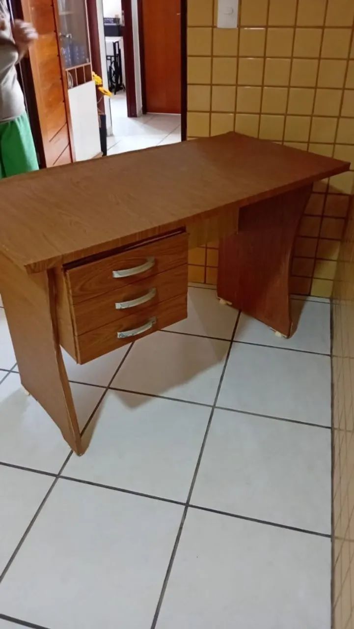 Escrivania/ mesa de computador 