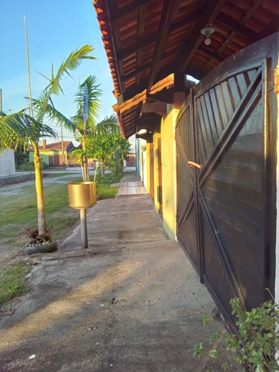 Casa Ilha Comprida/2 Dormitórios/Mobiliada/2 km do centro e a 150 m da Praia/Doc.completa