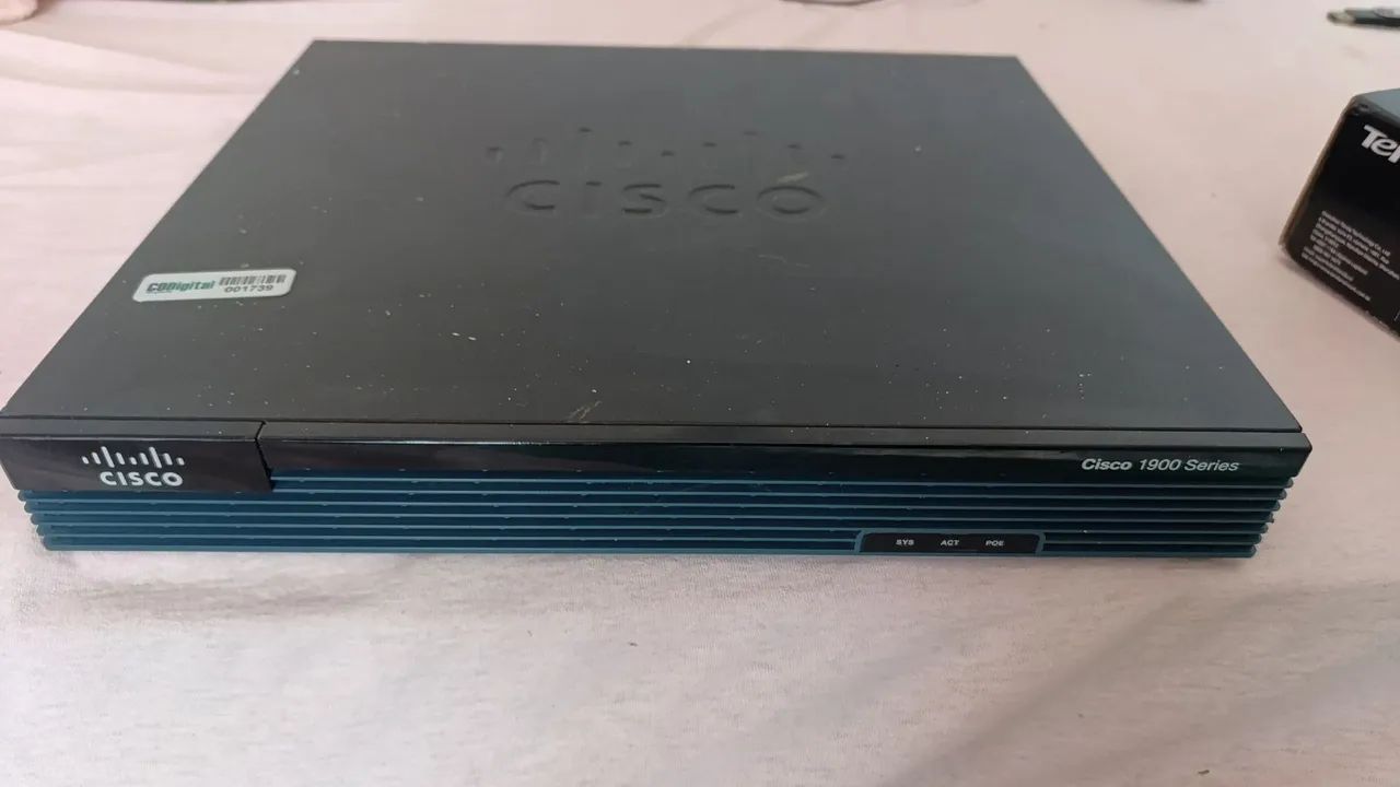 ROTEADOR CISCO 