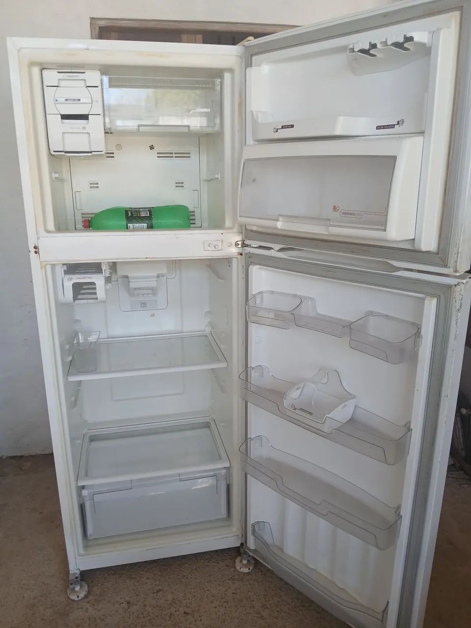 Vendo essa geladeira.  - Foto 2