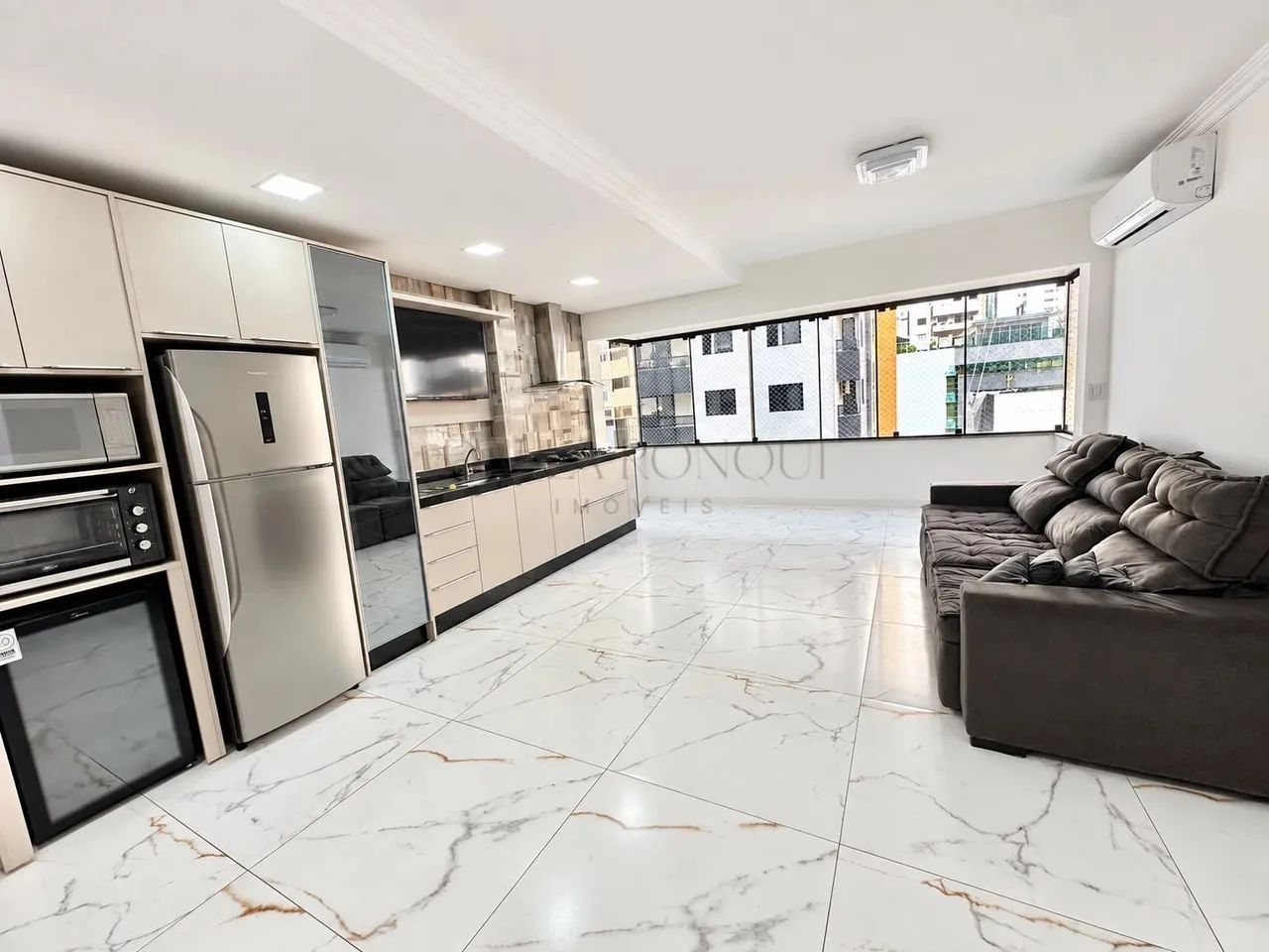 LOCAÇÃO ANUAL | APARTAMENTO REFORMADO - Foto 3