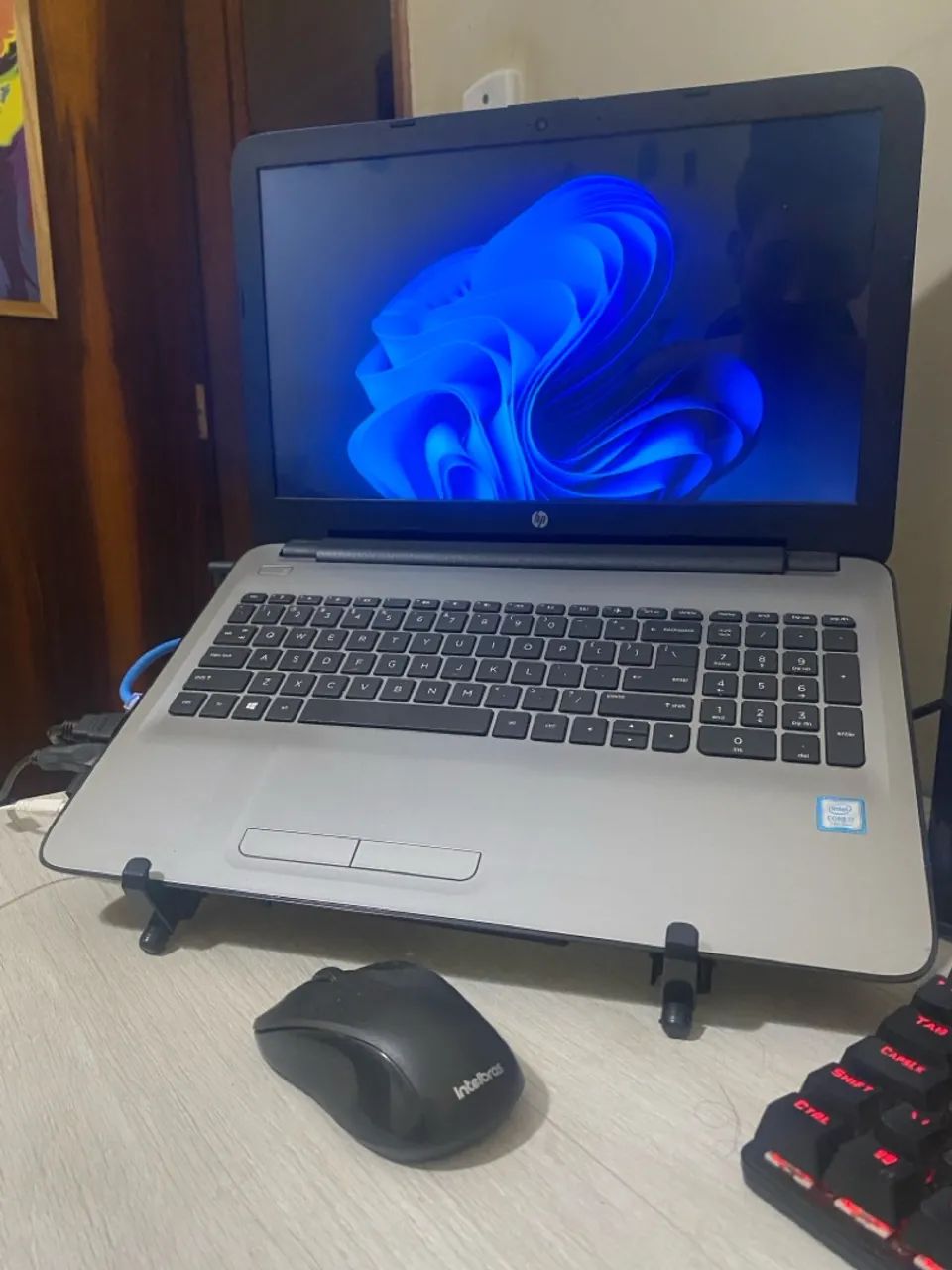HP Notebook 15-ay163nr - Foto 3