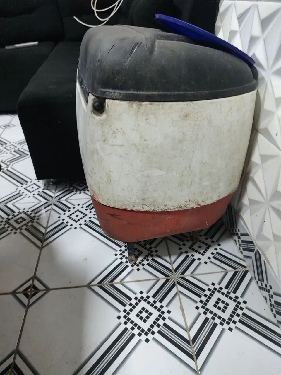 Baú para Moto à Venda ? Prático e Espaçoso! - Foto 2