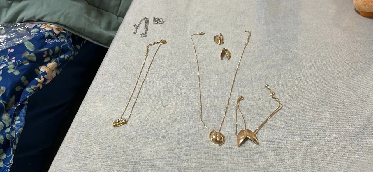 Kit Lote de Semijoias / Bijuterias Finas (Colares, Pulseiras e Brincos) - Foto 5