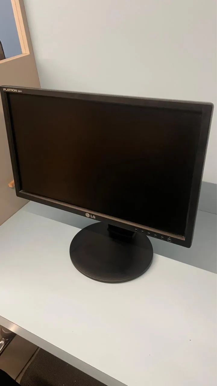 Monitor LG Flatron E2011