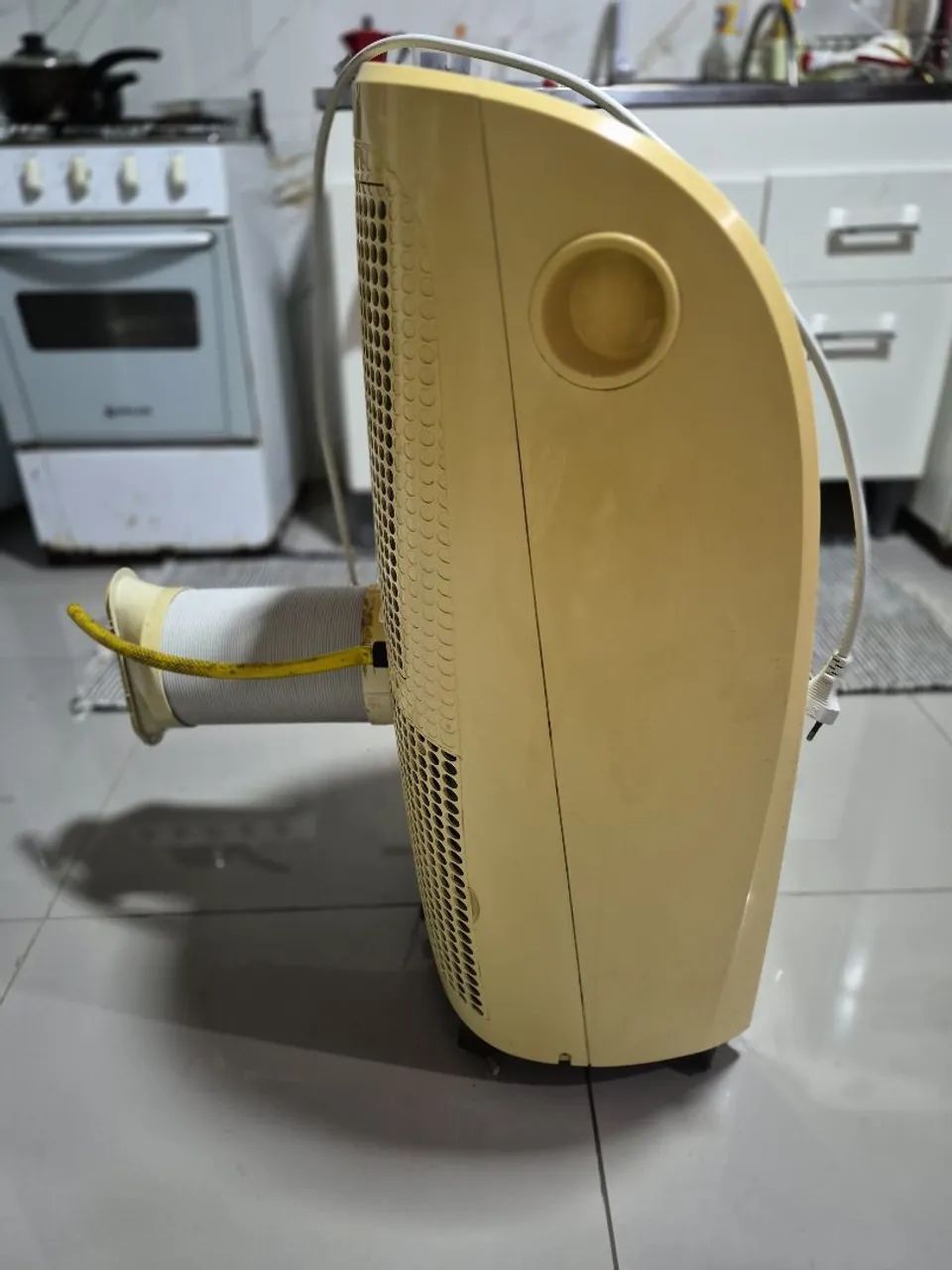 VENDO AR CONDICIONANDO PORTATIL - Foto 4