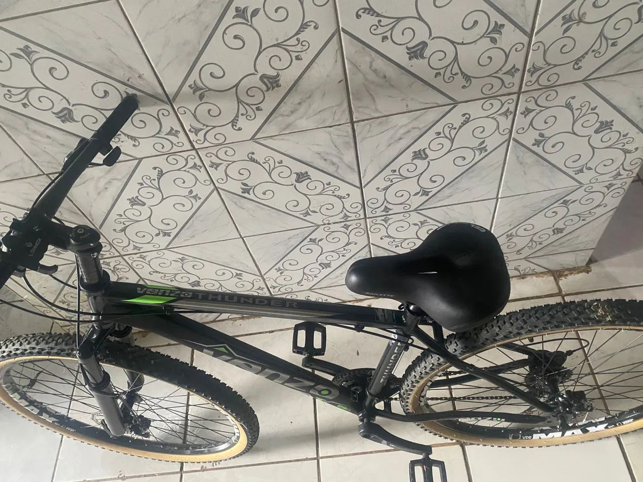 Aro 29,  6 meses de uso com nota - Foto 2