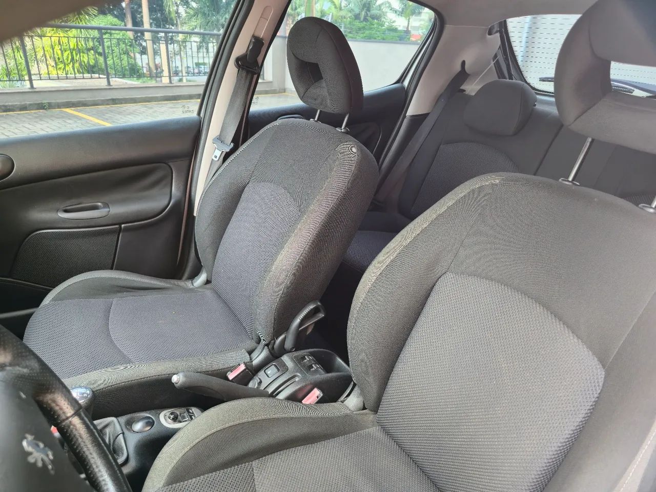 Peugeot 207 XS 1.6 Flex 16V 5p, foto 9 de 11