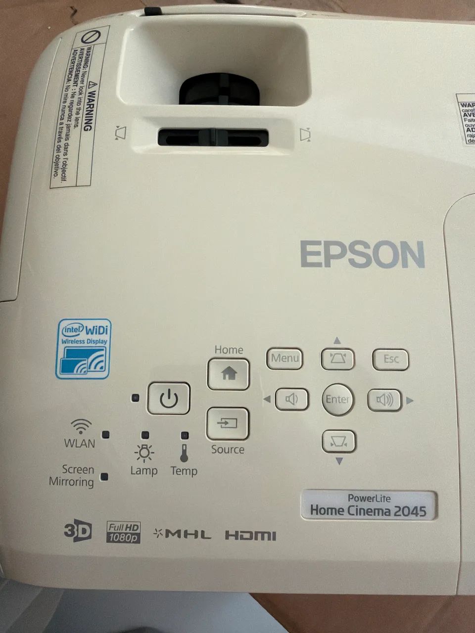 Projetor Epson Power Lite Home Cinema 2045. Funcionando, porém com a lâmpada queimada.