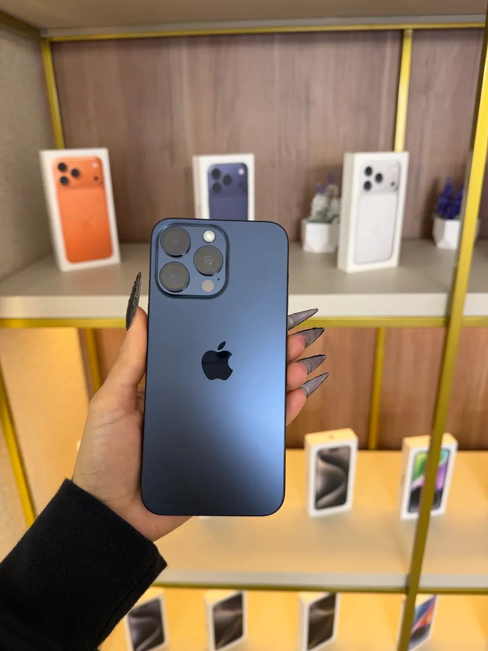 iPhone 15 Pro Max 1TB Azul IMPECÁVEL  - Foto 3