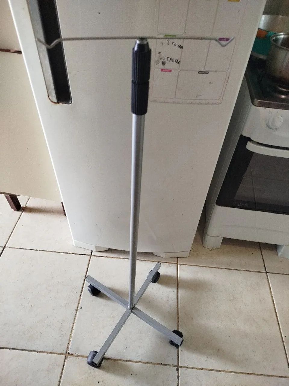 Suporte para soro ótimo estado 