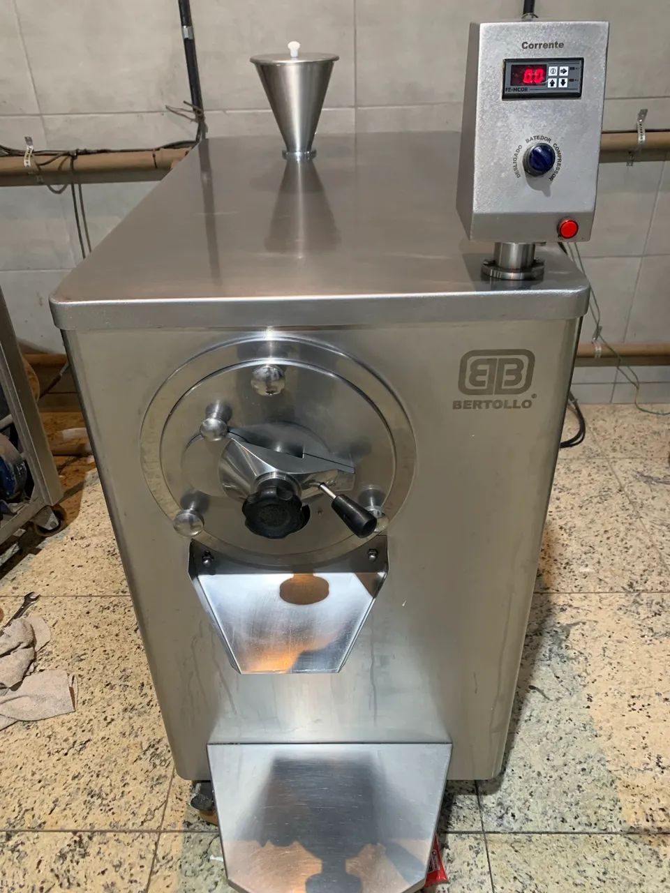 Máquina sorvete 180/200 bertollo