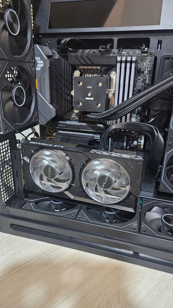 Rtx 5070 galaxy  - Foto 4