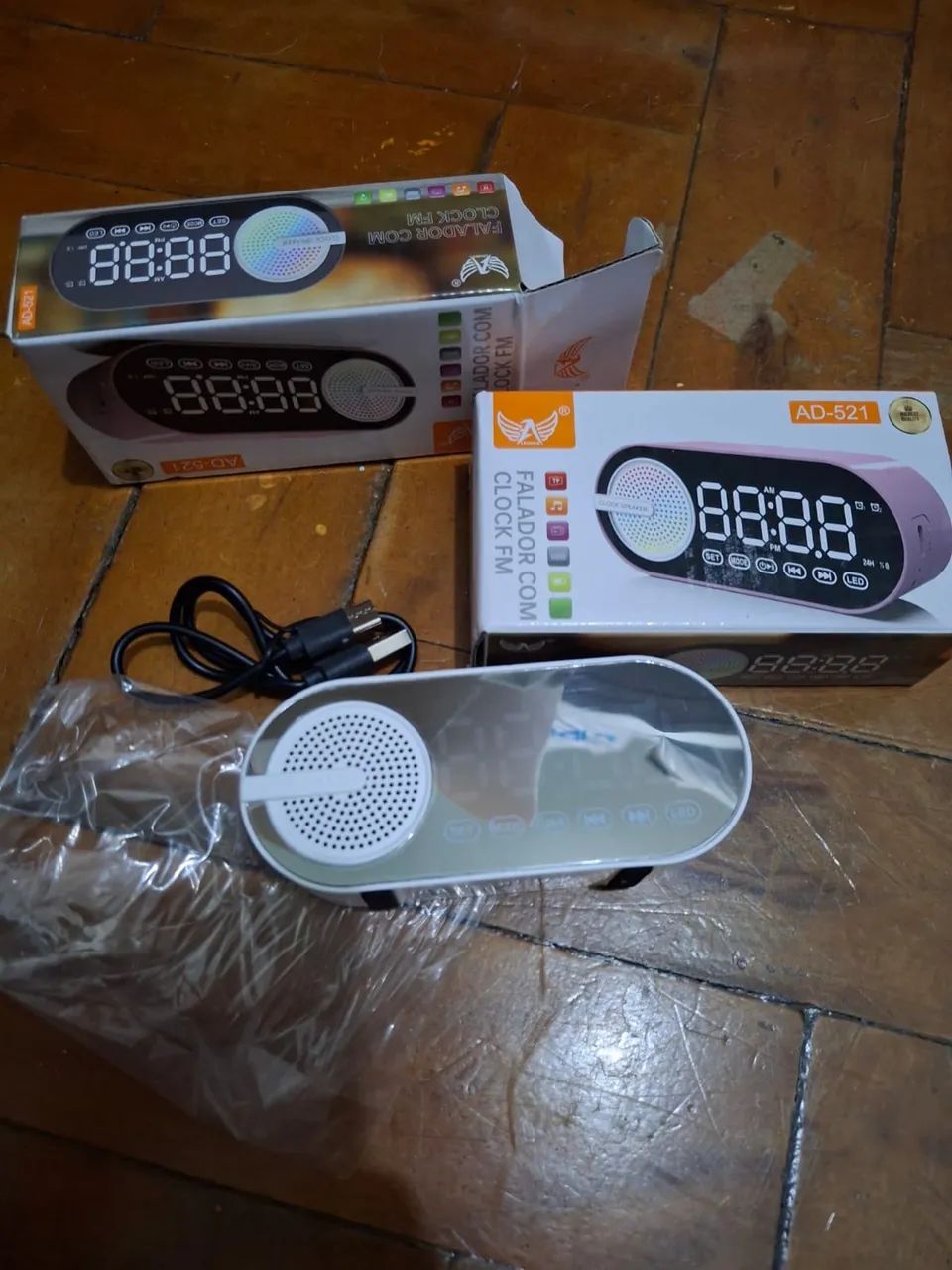 Rádio de cabeceira - Foto 4